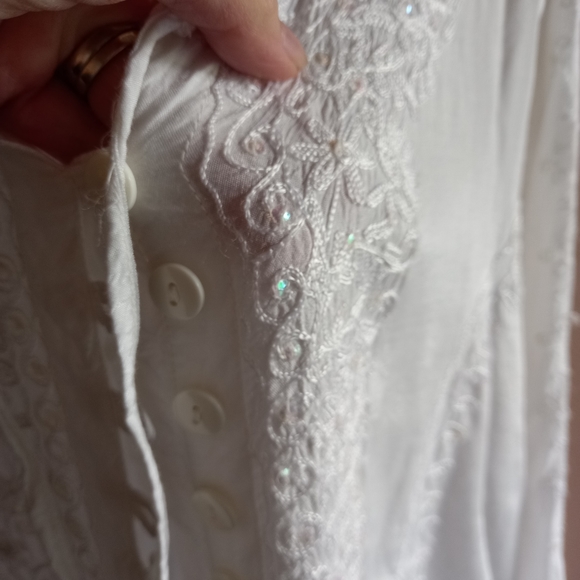 White boho blouse - Picture 8 of 8